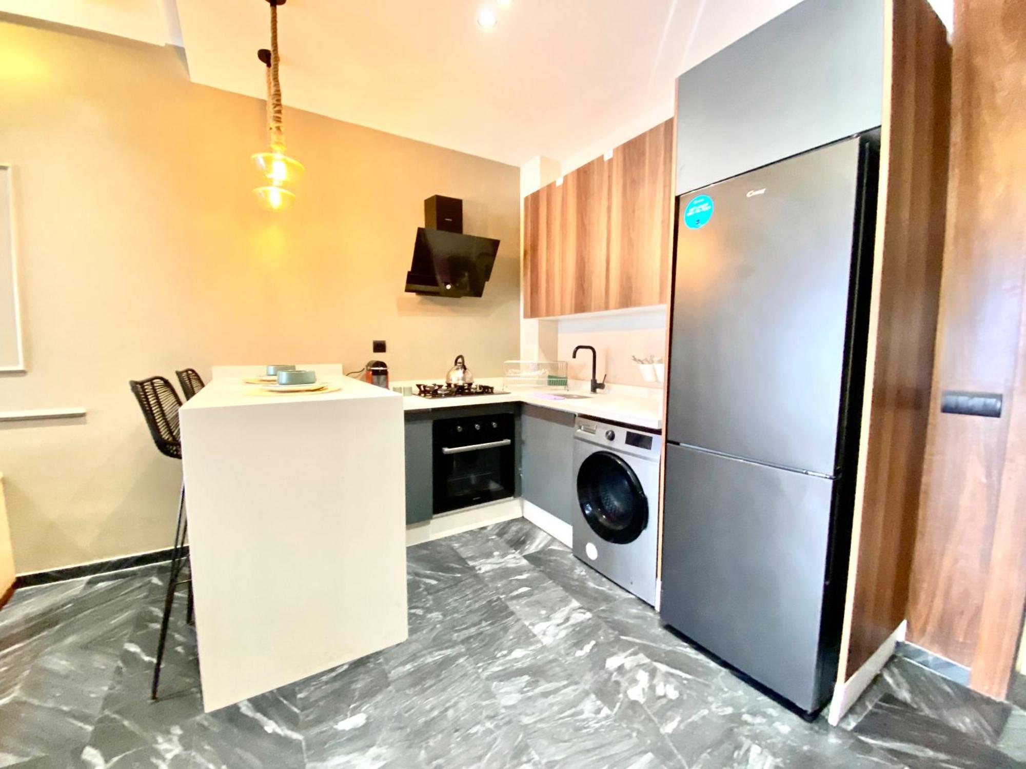 Apartment New Modern 1 Bedroom 1min Fr Tramway